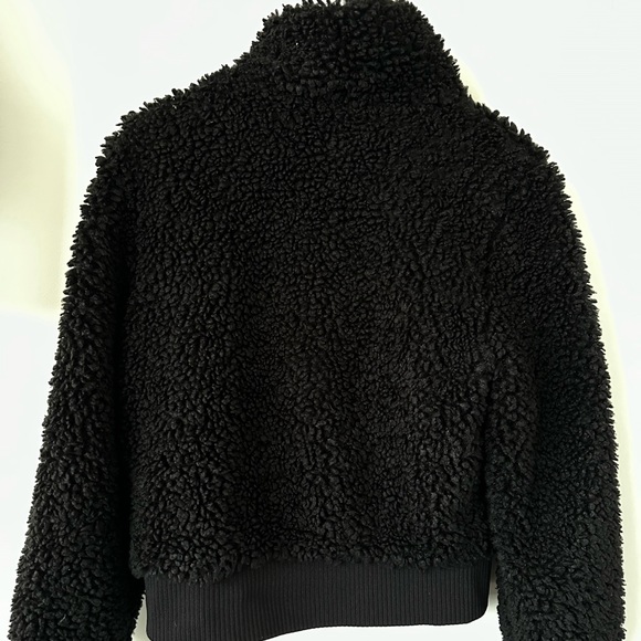 Black sherpa cropped jacket - Picture 3 of 3